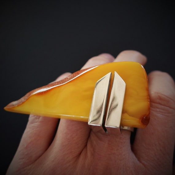 26.5g Butterscotch Baltic Amber Ring, E.Salwierz Design Ring, Genuine Amber, Unique Ring Design