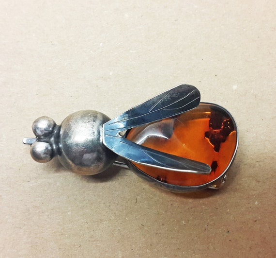 Handmade Amber Brooch Fly, 8g