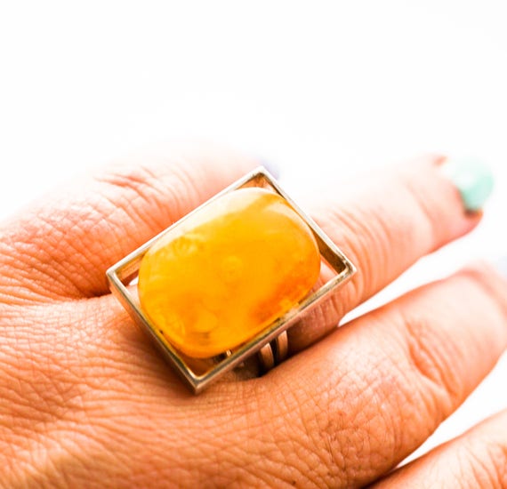 Handmade Baltic Amber Ring, 11g