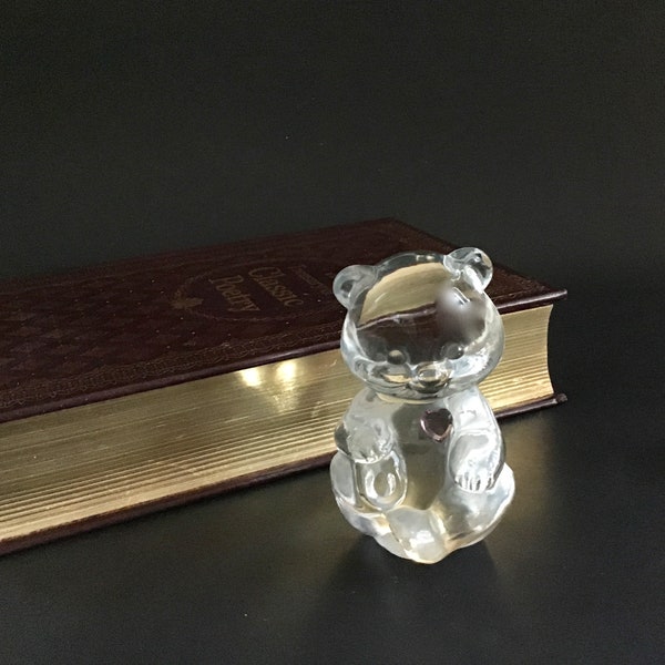 Vintage Fenton Glass Bear with June Birthstone, Fenton Glass Bear, June Birthday Gift, June Birthstone, Alexandrite Light Purple Gemstone