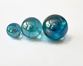 Vintage Glass Shooter Marbles, Large Glass Marbles, Bubble in Middle, Blue Topaz Marbles, Glass Orbs Modernist Glass Balls, Glass Spheres