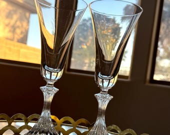 Vintage Mikasa Champagne Flutes Set of 2 – Modernist Glassware with Textured Stem – Mid-Century Elegant Barware – 8" Tall