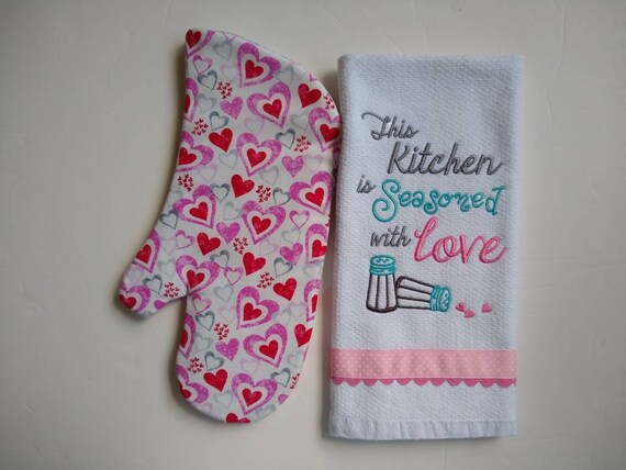 VALENTINE'S DAY Kitchen Towel and Ovenmitt  Set FOLLOW YOUR HEART 
