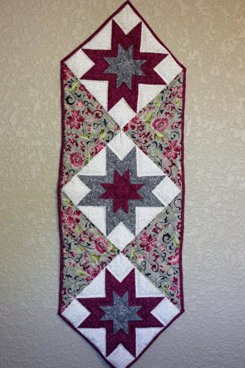 Starburst Table Runner Pattern & Kit Etsy