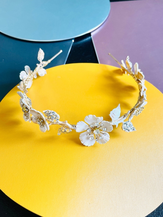 Gold Flower Crystal Bridal Tiara, Gold Rhinestone Tiara  display picture 3