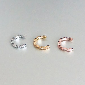 Bijou d'oreille en cristal tressé - Boucle d'oreille à clip sans piercing, motif pavé torsadé en argent, or ou or rose pour un éclat quotidien