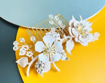Gold & White Enamel Flower Hair Accessories Gold Flower Wedding Hair Clip: Vintage Enamel Bridal  main image 4