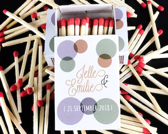 Le tue fiammiferi di matrimonio di design - Matchbox "The Perfect Match" su misura con nomi