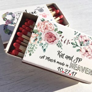 Streichholzschachteln mit Floral Design personalisiert mit Namen und Datum