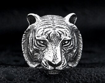 animal head rings