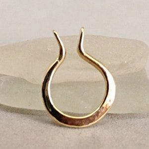 Anel de septo falso 22K, anel de septo 16g falso, joia de septo 22K 16g, argola de septo ouro, anel de septo sem piercing, joia sem piercing septo 22K