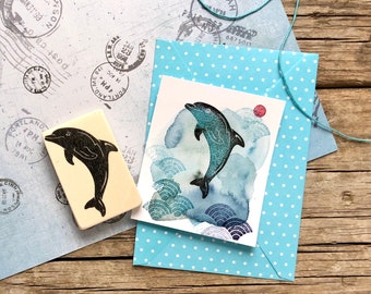 hand carved rubber stamp „ Dolphin“, DIY, gift for kids, printing, gift packaging