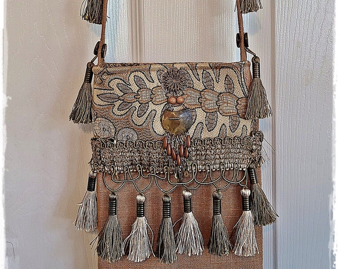 Small CROSSBODY TASSEL BAG - Essential Hippie Festival Cellphone Purse, Small Gypsy Tote, Shabby Chic "Date Night" Pocketbook [CB001]