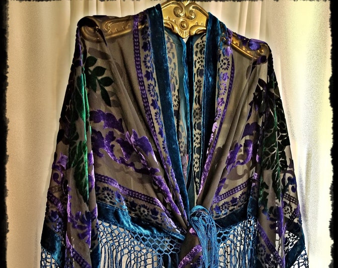 XL HIPPIE CHIC Piano-Scarf Shawl - Fringed Boho Cloak/Burnout Velvet Gypsy-Chic Party Cape, Hippie-Style Velvet Festival Wrap [SH2627]
