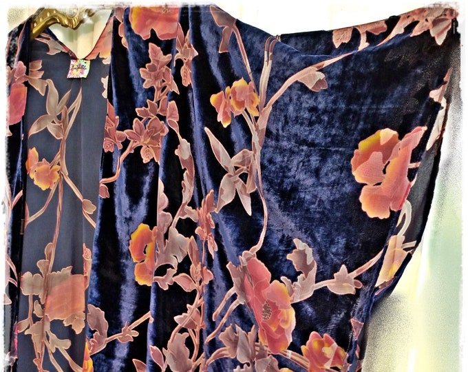 FABULOUS FLORAL KIMONO - Navy Burnout Velvet Ruana, Hippie Chic Devore Coverup, Bohemian Haori, Gypsy Robe, Festival Velvet Jacket [K2607]