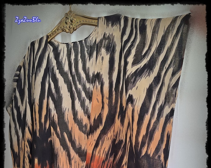GAUZY COTTON Animal Print Kimono - Hippie Chic Haori, Gradient Boho Ruana with Tassels, Summertime Coverup, Gypsy Soul Robe  [K2369]