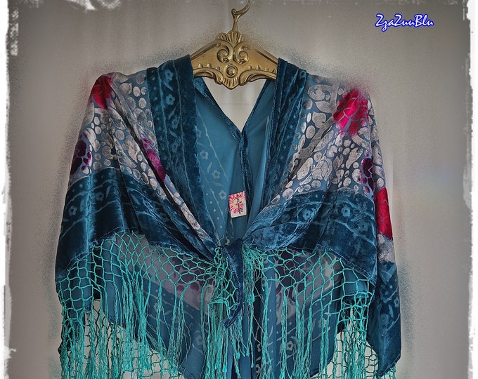 A Cloak Of Many Colors!  Burnout Velvet & Faded Roses, Bohemian Fringed Shawl, Gypsy-Chic Party Cape, Festival Concert Wrap [SH2529]