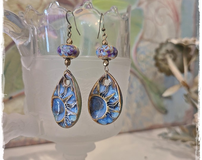 TOPANGA CANYON COLLECTION "c.1969" - Trippy Hippie-Chic Dangle Porcelain Earrings, Bohemian Ceramic EarArt [TCC59]