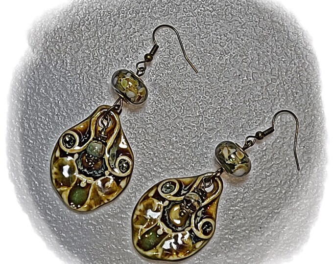 TOPANGA CANYON COLLECTION "c.1969" - Trippy Hippie-Chic Dangle Porcelain Earrings, Bohemian Ceramic EarArt [TCC66]