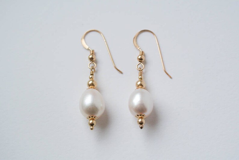 Byzantine Gold Freshwater Pearl Drop Earrings 14K Gold - Etsy UK