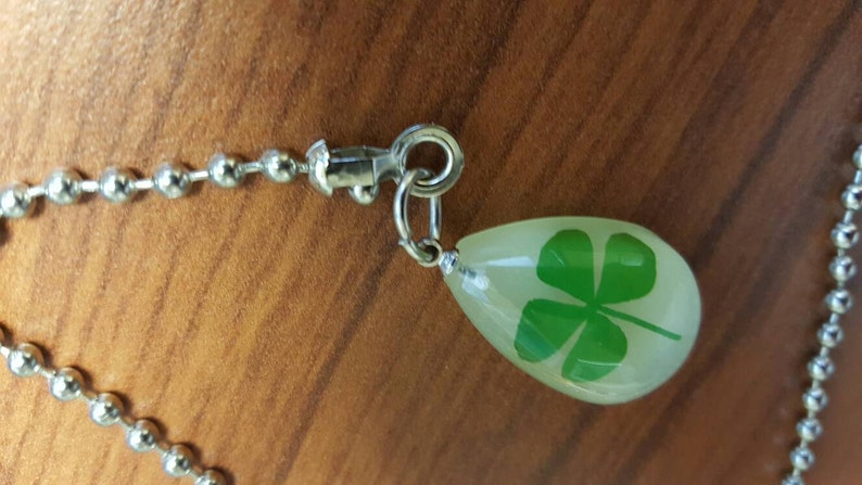 Real Four Leaf Cover Glow In The Dark Teardrop Ceiling Fan Image 0