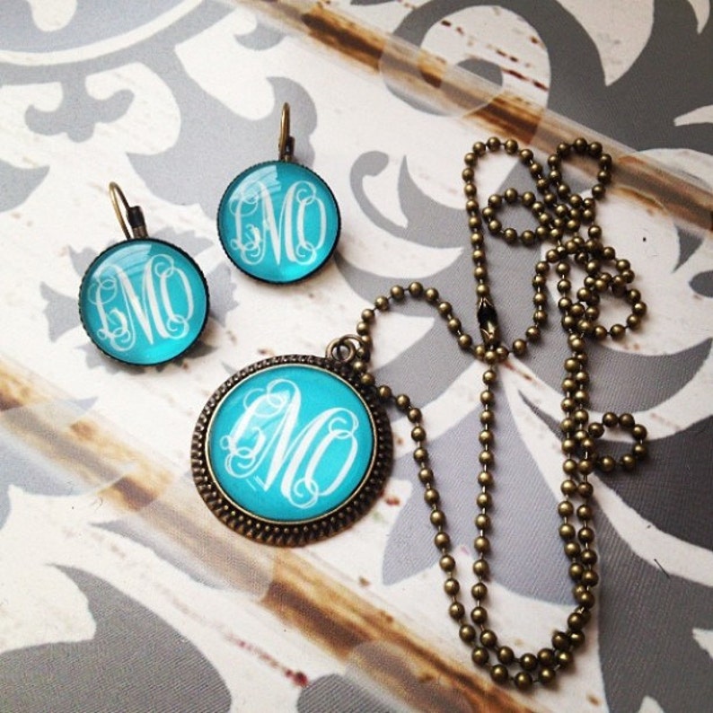 42 Color Options Vintage Design Monogram Necklace /& Earring Set Antique Bronze Jewelry Gift Personalized with Initial or Monogram