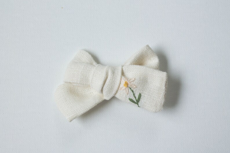 Personalized Bow Alligator clip or nylon band Embroidered Bow Baby Bow April Birth Flower Bow Daisy bow Linen Schoolgirl Bow