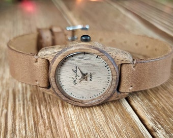 Wooden wrist watch | Walnut | Womens watch / Tiny wristwatch | 25 mm (1") | FREE ENGRAVING | Personalized watches |Handmade wristwatches