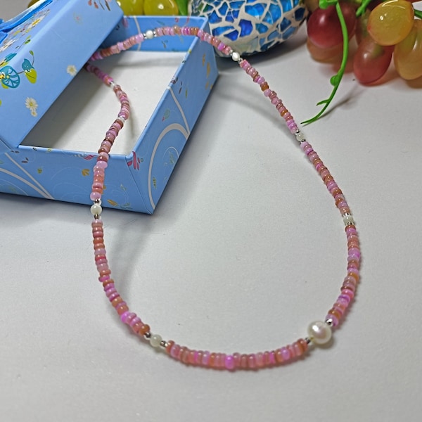 Collar rosa corto de perla y nácar, choker de cuentas de nácar, gargantilla linda de nácar y perla, bisutería de perla, regalo para mujer