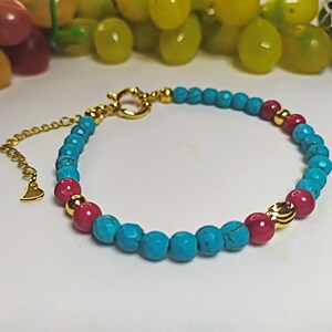Turquoise and red bracelet, howlite and mother-of-pearl bracelet, summer jewelery set, golden bracelet, gift for mom, gemstone bracelet