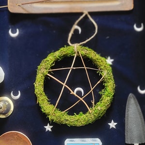 mossy pentacle wall hanging