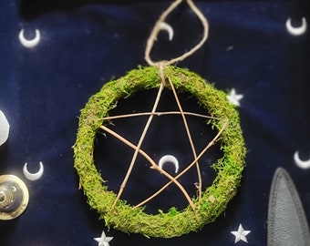 mossy pentacle wall hanging