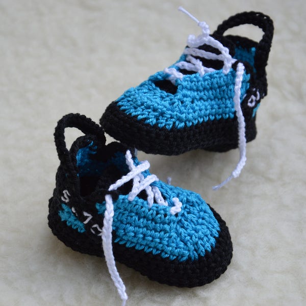 Chaussures au crochet bébé