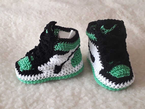 crochet jordan baby shoes