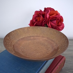 Vintage Brass Bowl - Decorative Brass Dish Made in India - 7.5&quot; Diameter