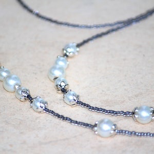 Gray glasses chain with pearls,eyeglass chain string,glasses holder,glasses pearls,glasses lanyard,neck cord for her,gift for her,pearl cord