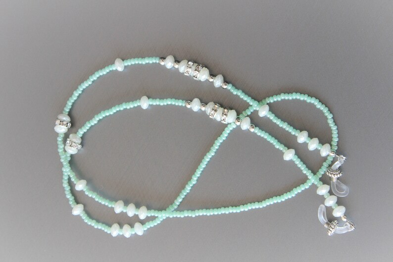 eyeglass neck cord woman gift cord,glasses holder Gentle Pearl glasses chain beaded light green eyeglasses lanyard with rhinestones