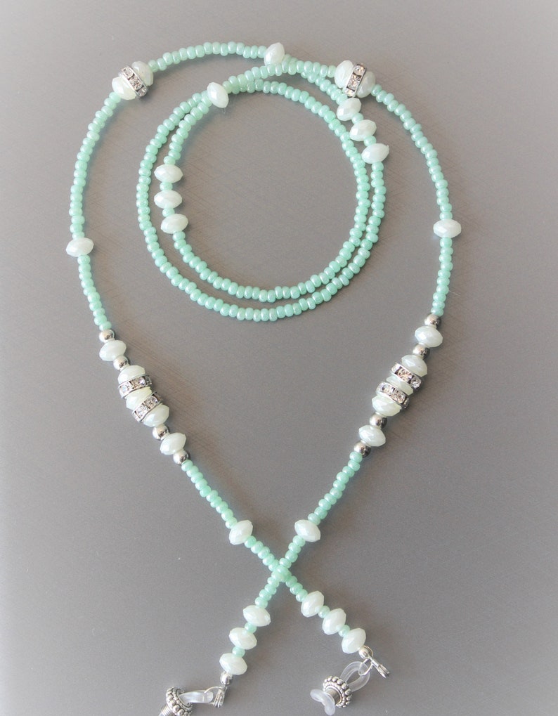 eyeglass neck cord woman gift cord,glasses holder Gentle Pearl glasses chain beaded light green eyeglasses lanyard with rhinestones