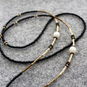 CHAÎNE DE VERRES DE CRU, cordon de lunettes d’or noir et de bronze, corde de lunettes, cordon de lunettes, chaîne de verres de perle, support de verres blancs, perlé