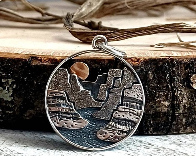 Canyon Pendant 925 Sterling Silver, Mountain Charm, Southwest, Grand Canyon, Mountain Charm, Handmade Jewelry, Gift for her