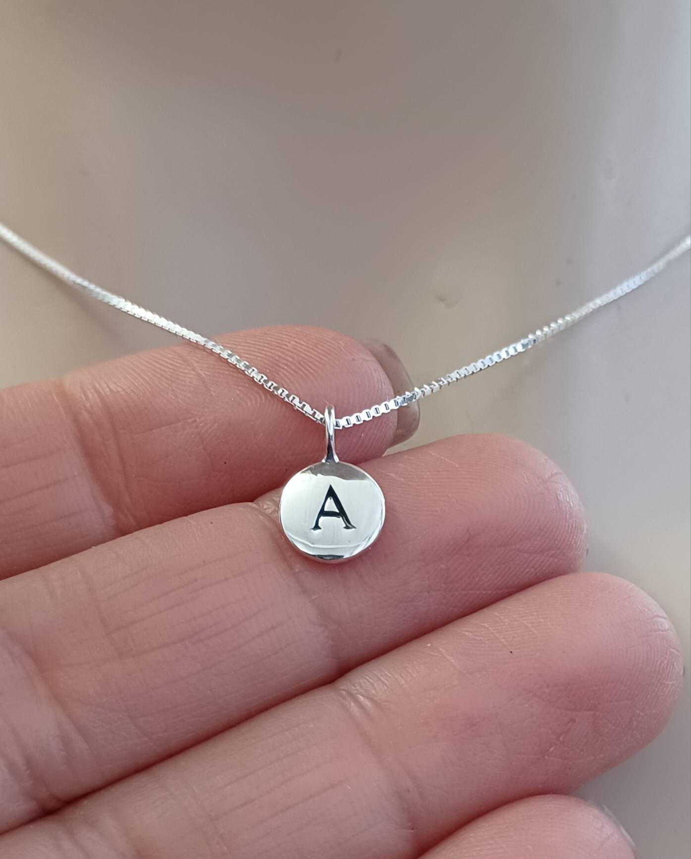 Custom Off Set Initial Letter Necklace in Sterling Silver – Elite