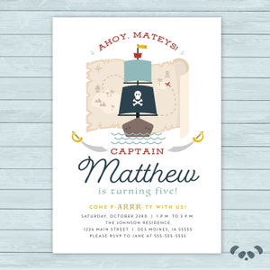 | d’invitation à une fête d’anniversaire pirate  | d’invitation d’anniversaire de bateau pirate  Ahoy Mateys! Pirate Treasure Map Invitation d’anniversaire