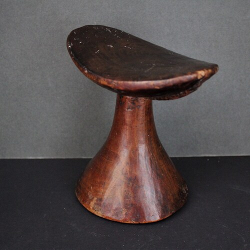 ETHIOPIAN HEADREST / NECKREST with good signs of age and use., African Pillow. shops Africains. Afrikanische. Ethno Ethnique. African art.