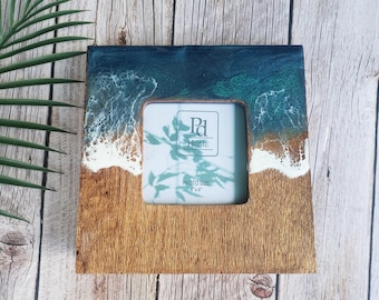Ocean Wave Wooden Photo Frame: Beach Decor (4x4 Photo)