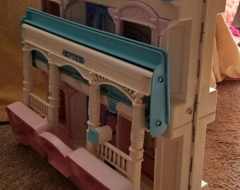 1993 fisher price loving family dollhouse