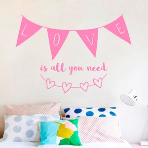 Pared calcomanías amor es todo lo que necesita sala de murales Q6 inspiración corazón citar etiqueta engomada dormitorio oficina estudio vinilo etiqueta Inicio decoración infantil