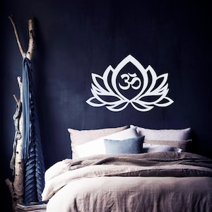 Wall Decal  Lotus Flower Om Sign Symbol  Vinyl Sticker Mural Yoga Zen  Meditation  Buddha Bohemian Eastern Art Bedroom  Home Décor M218