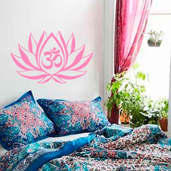Vinilo adhesivo para pared, diseño de flor de loto con signo de Om,  decoración para el hogar