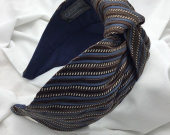 EINZIGARTIGES STÜCK: Seidenstirnband, Krawattenmuster, elegantes Damenstirnband mit zentralem Knoten, handgefertigtes Stirnband, blau und braun