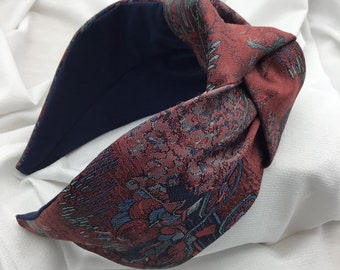 UNIQUE PIECE: Silk headband, Tie pattern, Elegant women's headband with central knot, Handmade headband, silk brocade